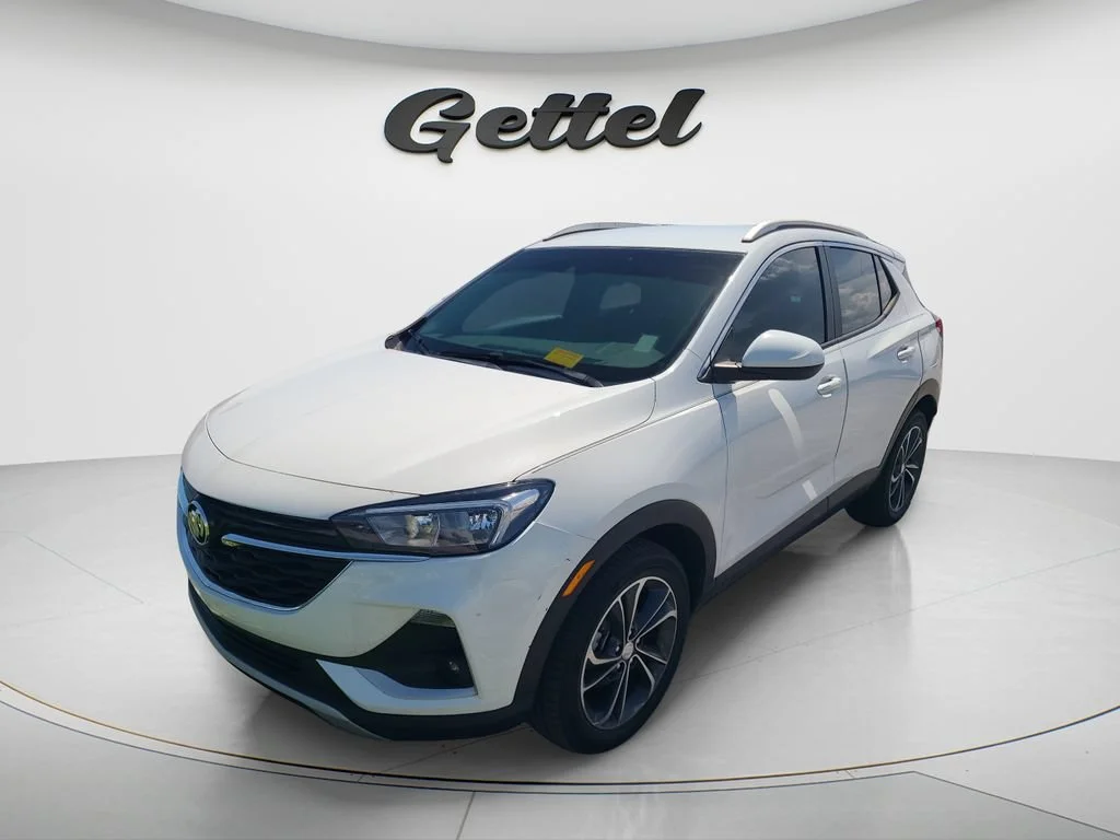 Used 2022 SUMMIT WHITE Buick Select image 1
