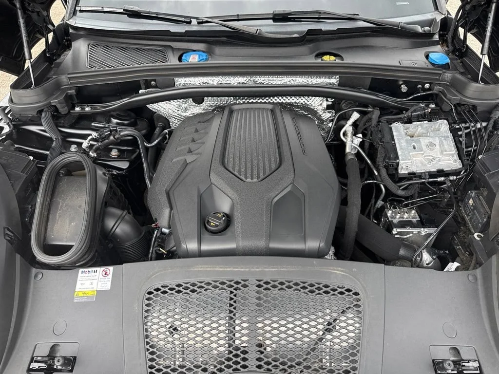 Used 2022  Porsche  image 34
