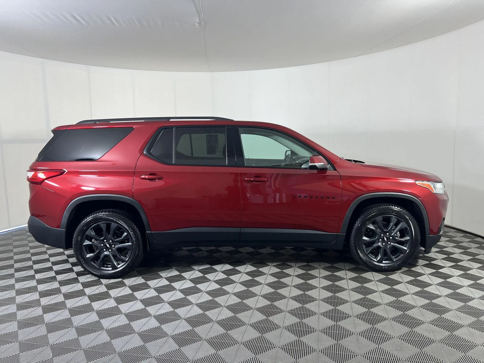 Used 2021 CAJUN RED TINTCOAT Chevrolet RS image 28
