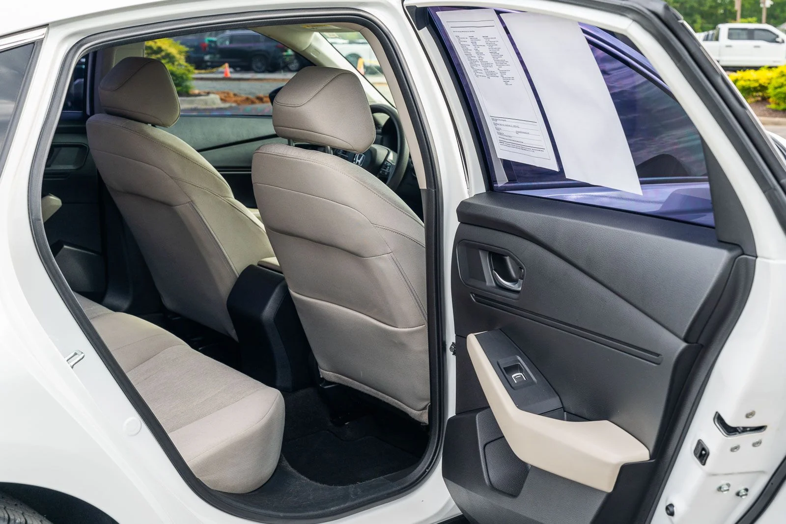 Used 2024  Honda EX image 11