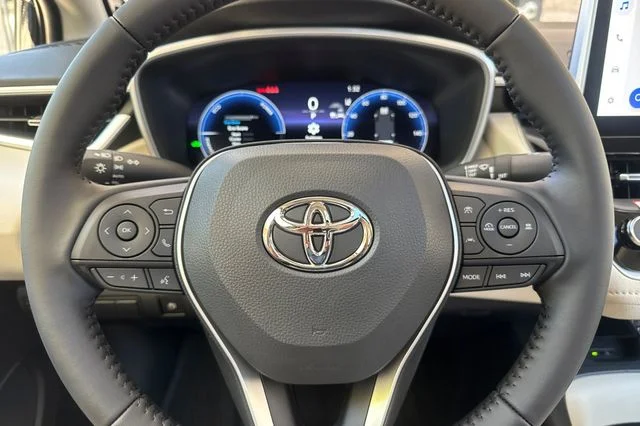 New 2026 Midnight Black Metallic Toyota  XLE image 25