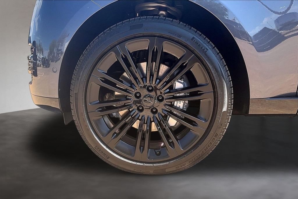 New 2026 Varesine Blue Metallic Land Rover SE image 12
