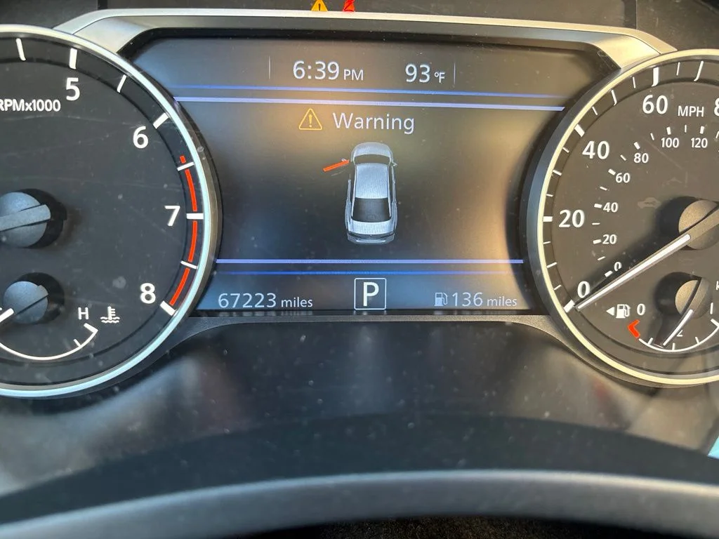 Used 2019 Scarlet Ember Tintcoat Nissan 2.5 SR image 9