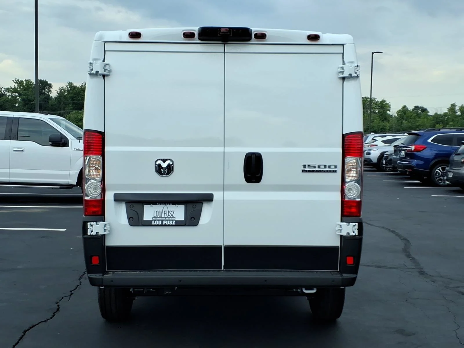 New 2026 Bright White Clear-Coat Exterior Paint RAM Low Roof image 18