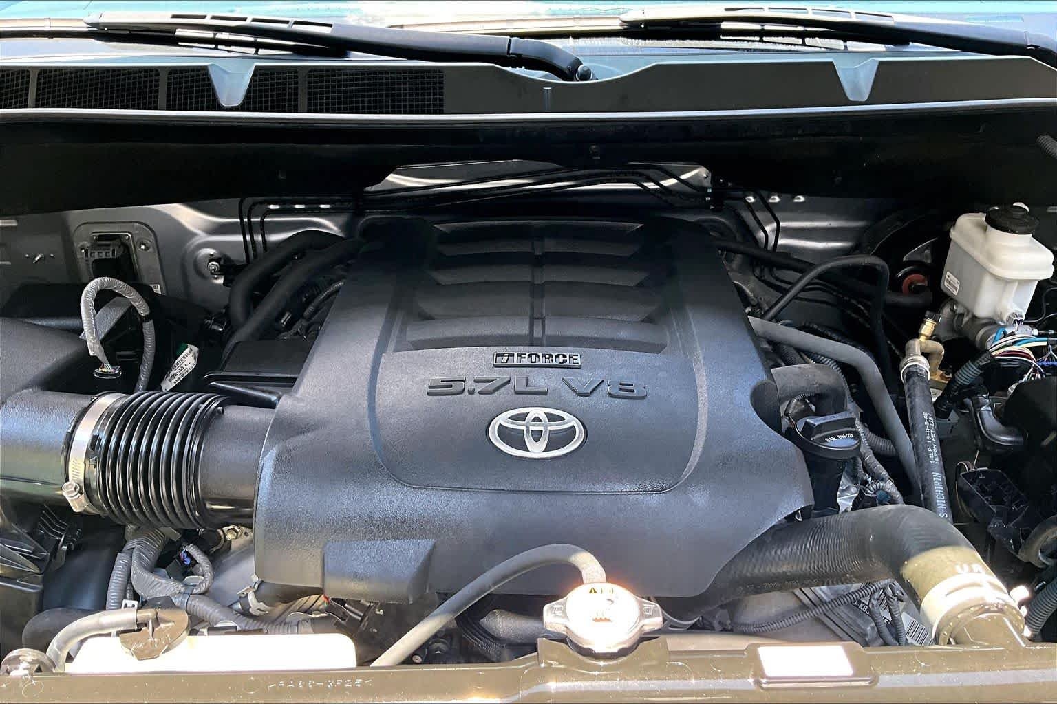 Used 2020 Silver Sky Metallic Toyota Limited image 32