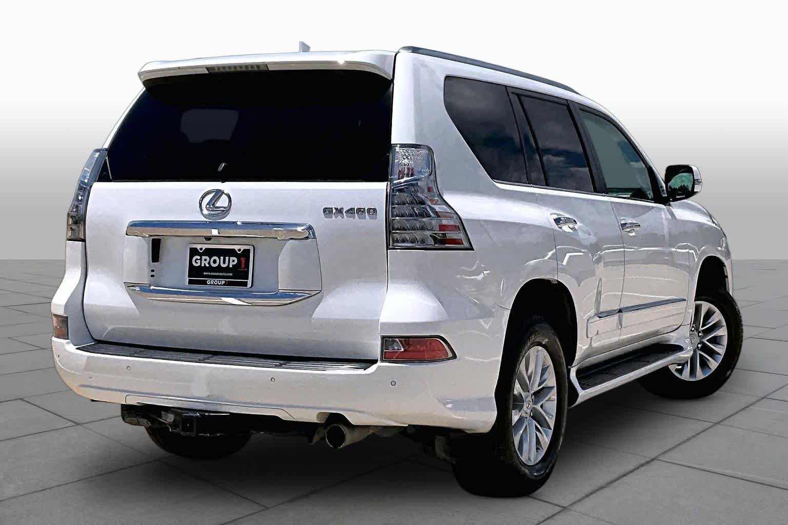 Used 2016 Starfire Pearl Lexus  image 12