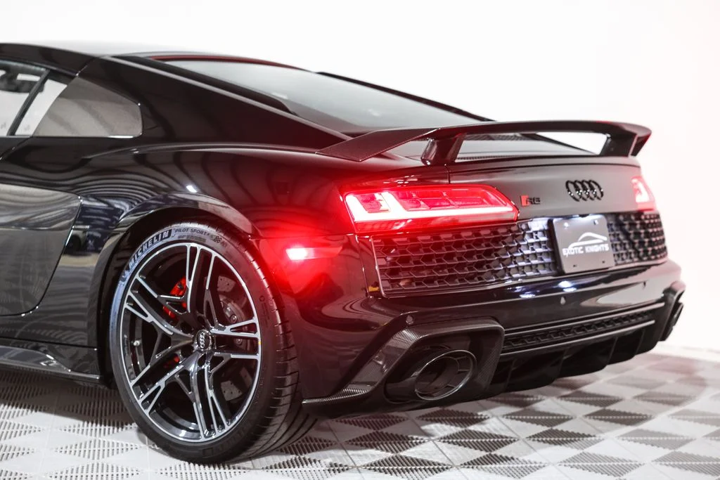 Used 2020 Black Audi V10 performance image 19