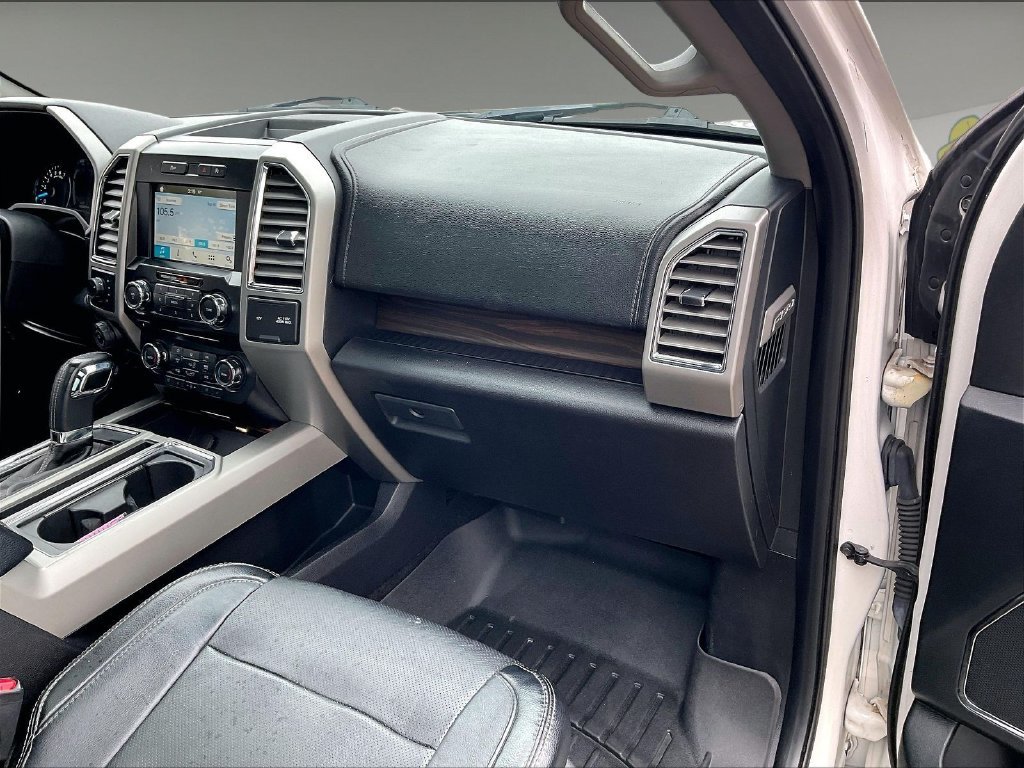 Used 2016 White Platinum Clearcoat Metallic Ford Lariat image 12