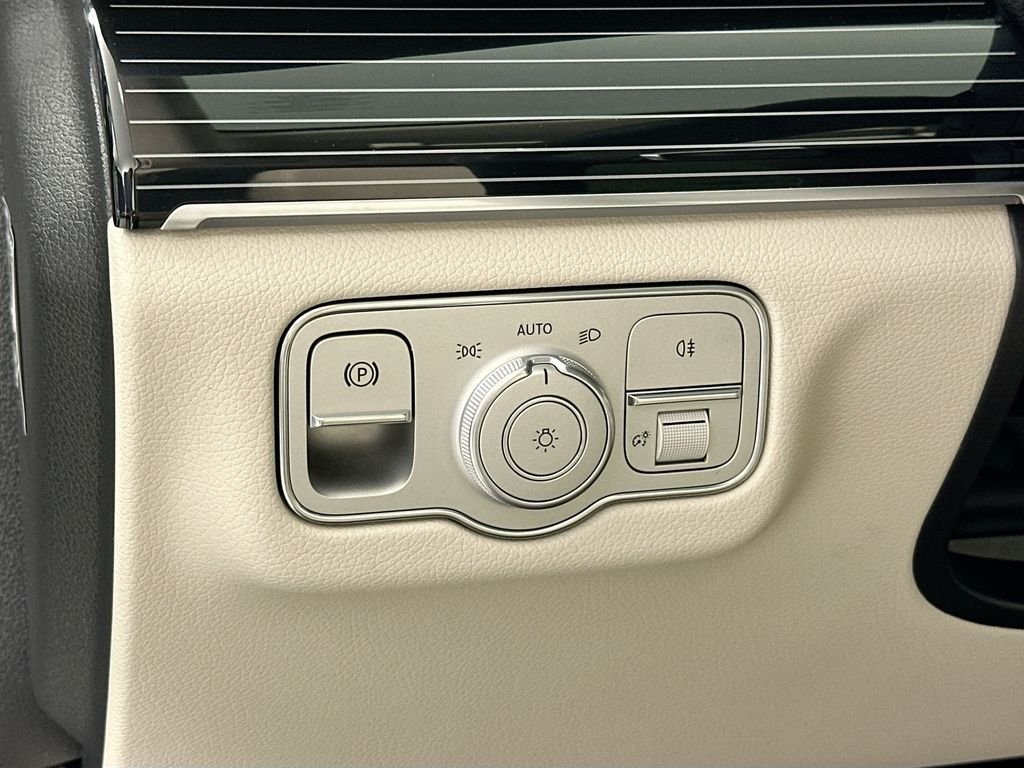 New 2026 MANUFAKTUR Alpine Grey Mercedes-Benz GLE 450 image 10