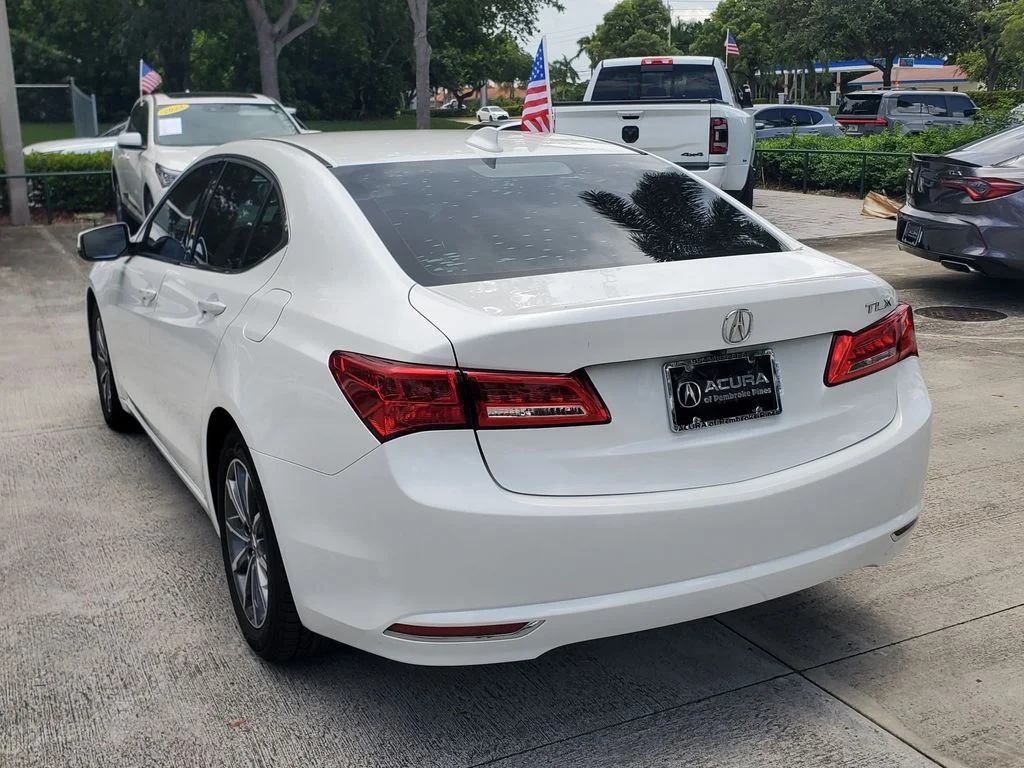 Used 2020 White Acura 2.4L image 5
