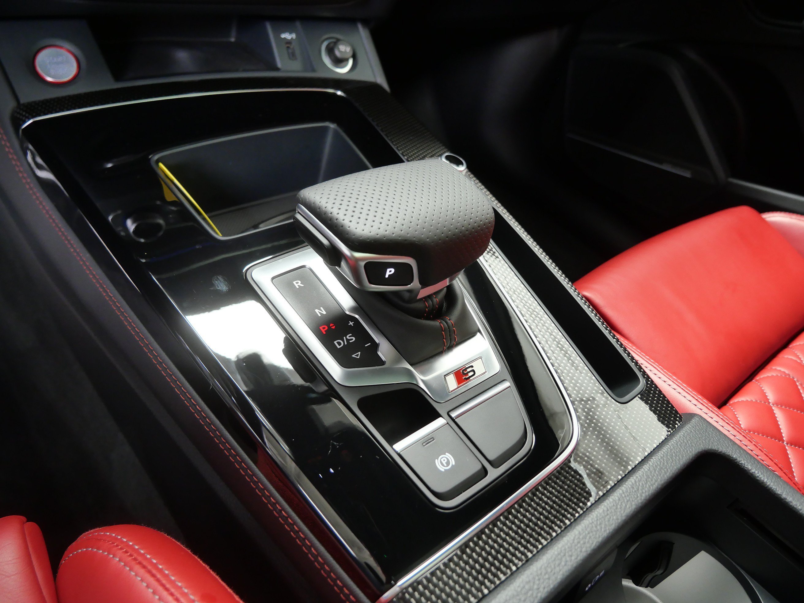 Used 2023 Florett Silver Metallic Audi Prestige image 21