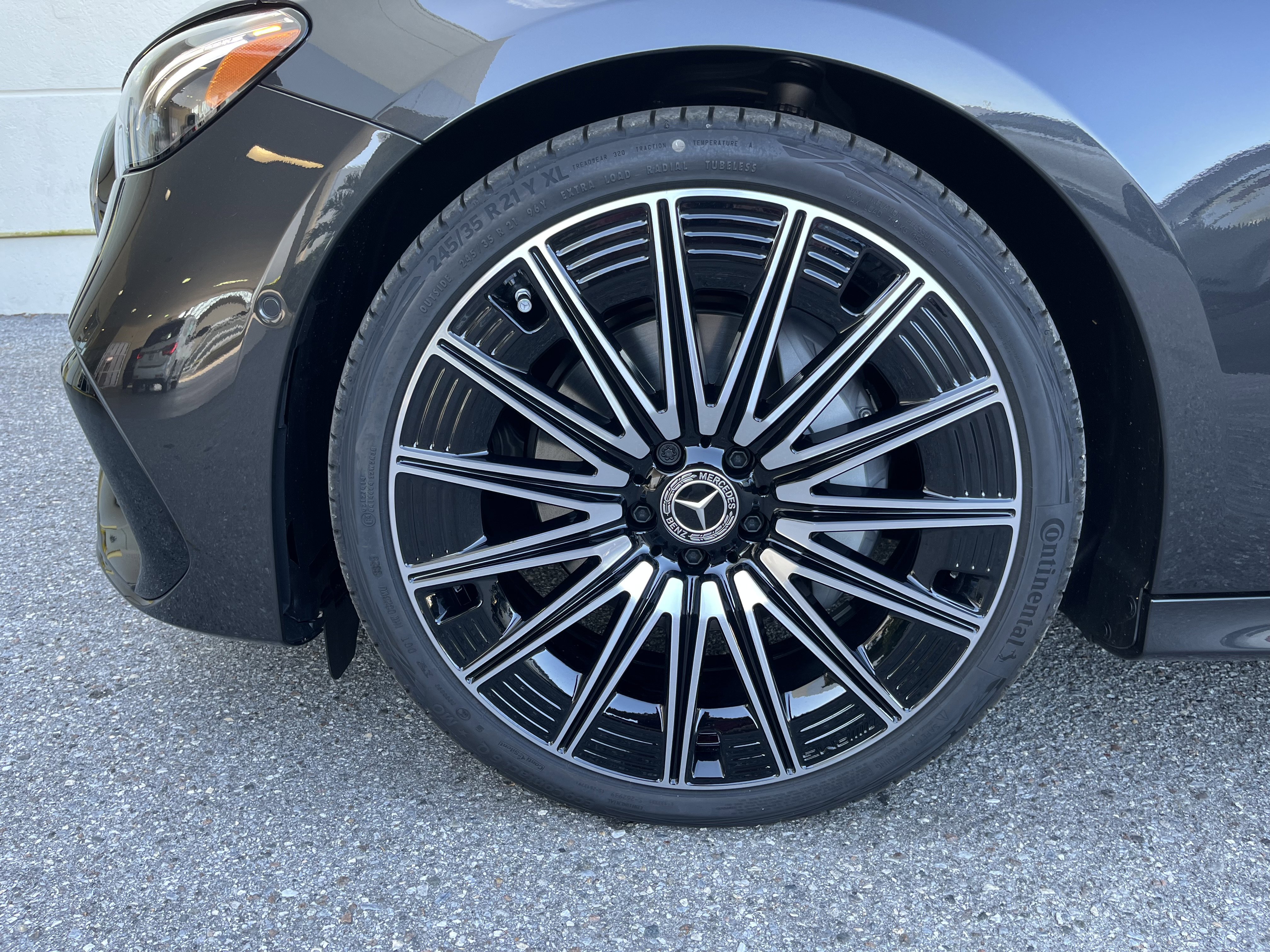 New 2026 Graphite Grey Metallic Mercedes-Benz E 350 image 11