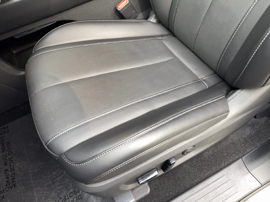 Used 2026 Gray INFINITI LUXE image 30