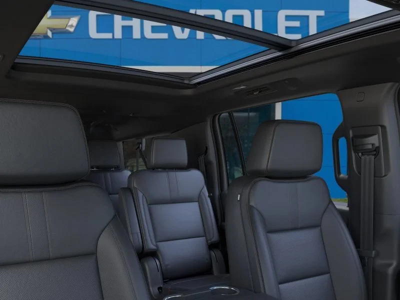 2026 Chevrolet Suburban RST - Photo 31