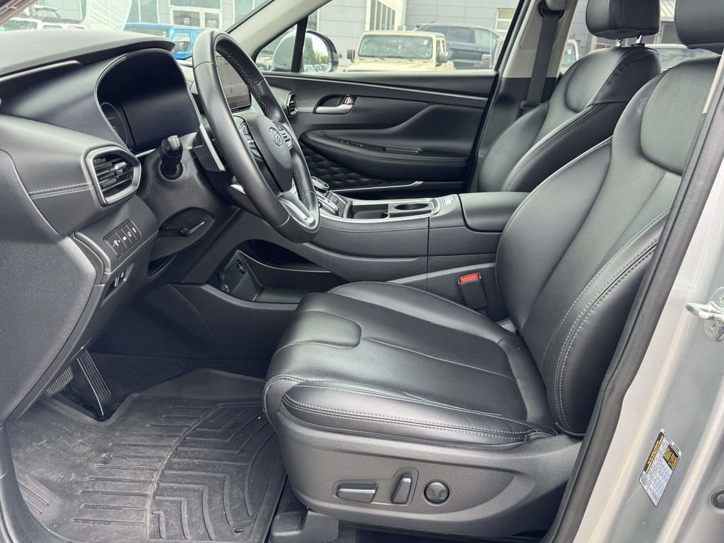 Used 2023 Silver Hyundai SEL image 14