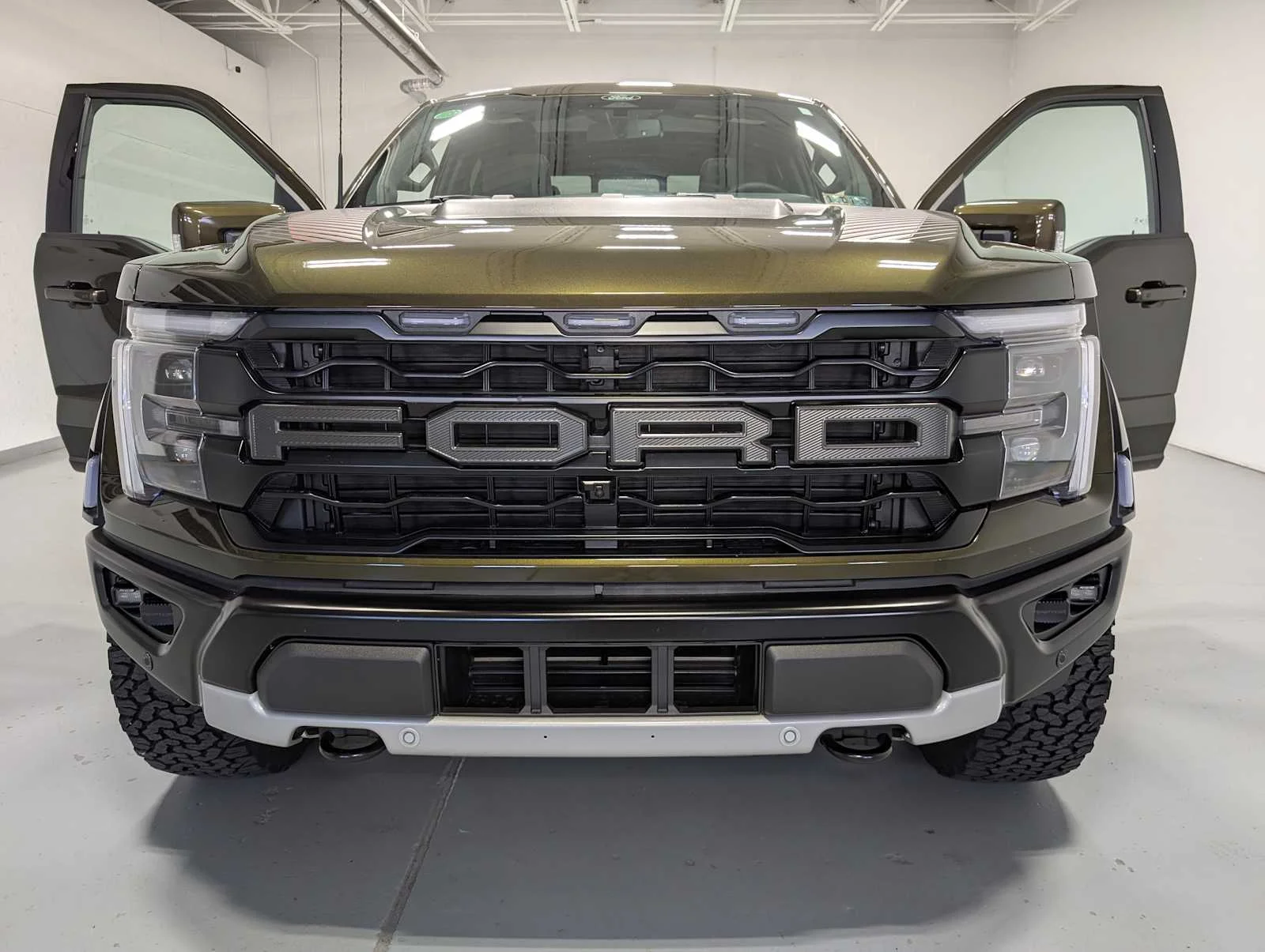 Used 2026 Green Ford Raptor image 17