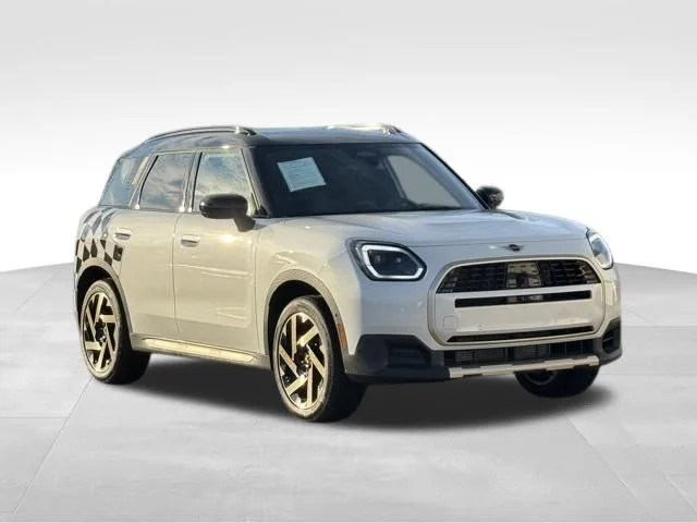 2025 MINI Countryman S ALL4's photo