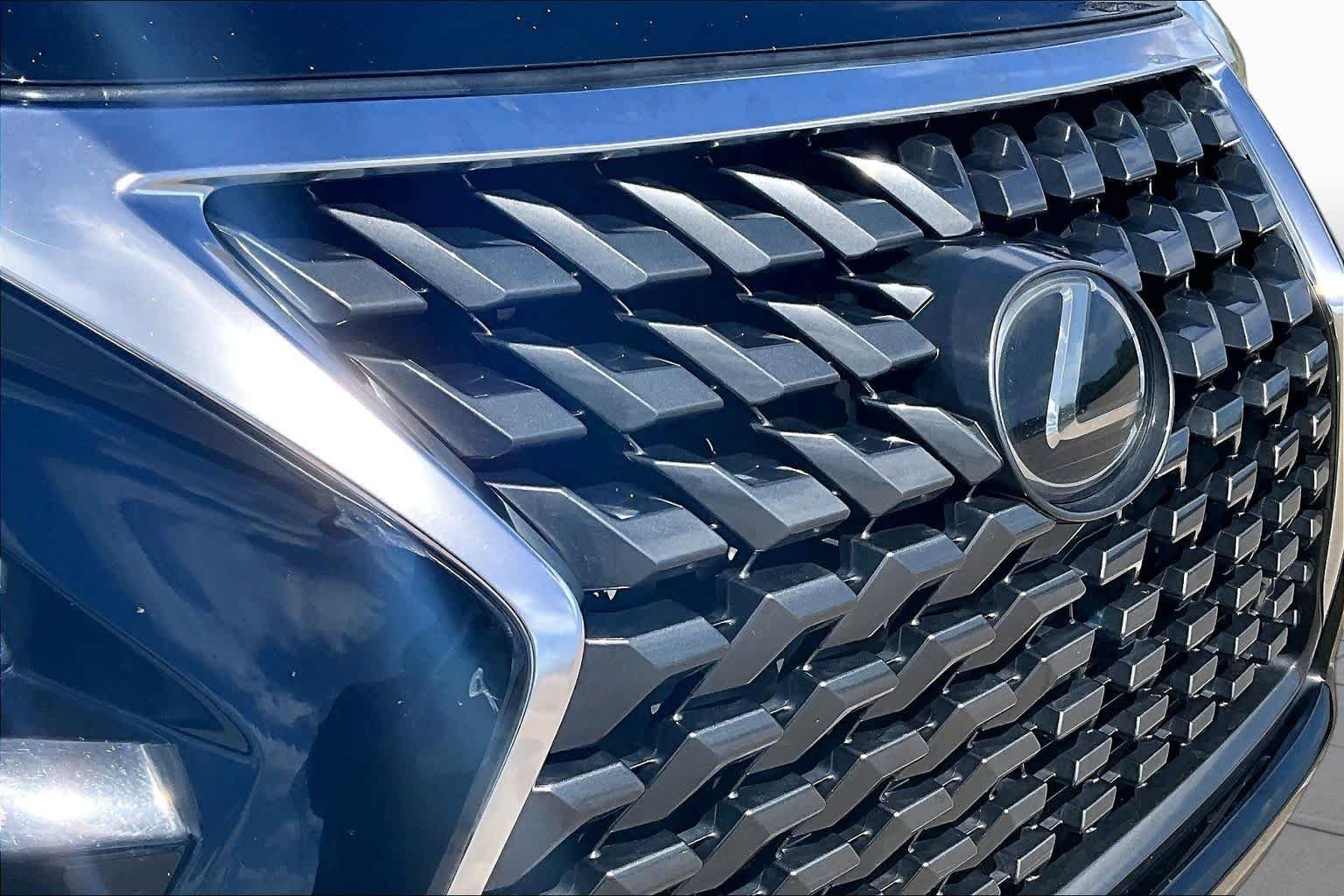 Used 2021 Black Onyx Lexus Premium image 30