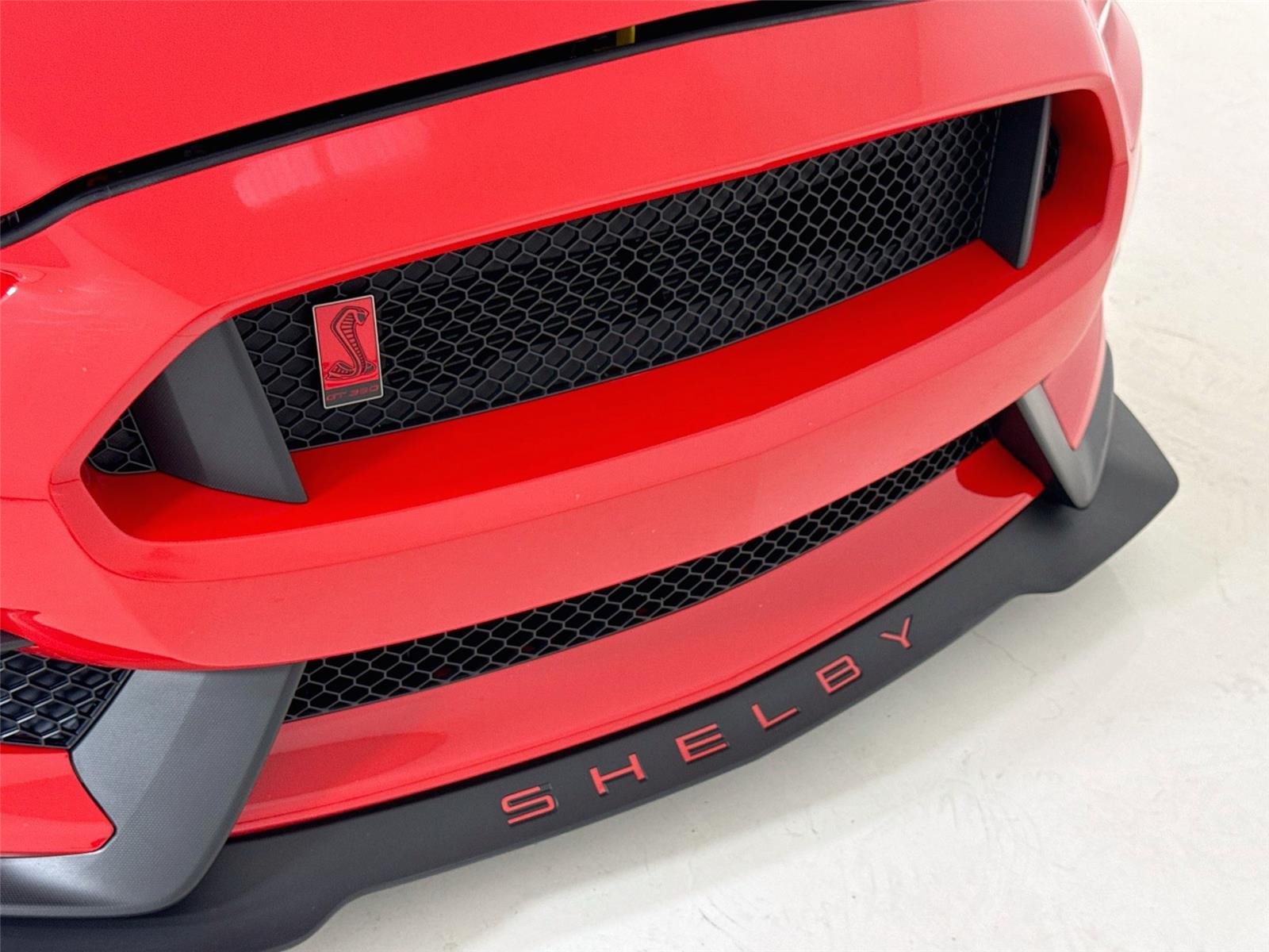 Used 2017 Race Red Ford Shelby GT350R | Recaro Seats | Manual Trans image 33