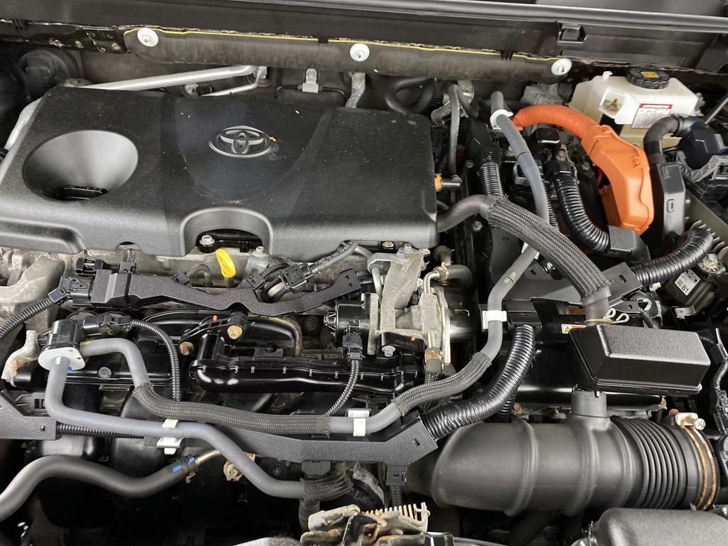 Used 2020 Gray Toyota XLE image 29