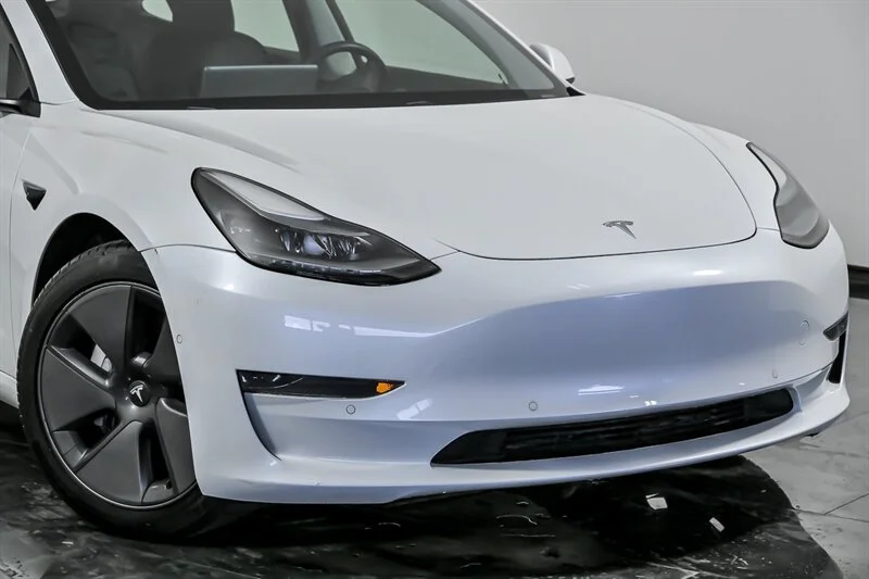 Used 2021 Tesla Model 3 Base with VIN 5YJ3E1EAXMF996081 for sale in Aurora, IL