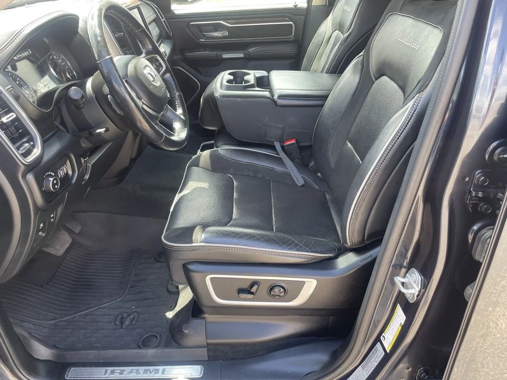 Used 2020 Maximum Steel Metallic Clearcoat Ram Laramie image 15