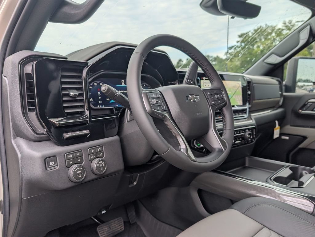 2026 Chevrolet Silverado 2500 HD ZR2 - Photo 33