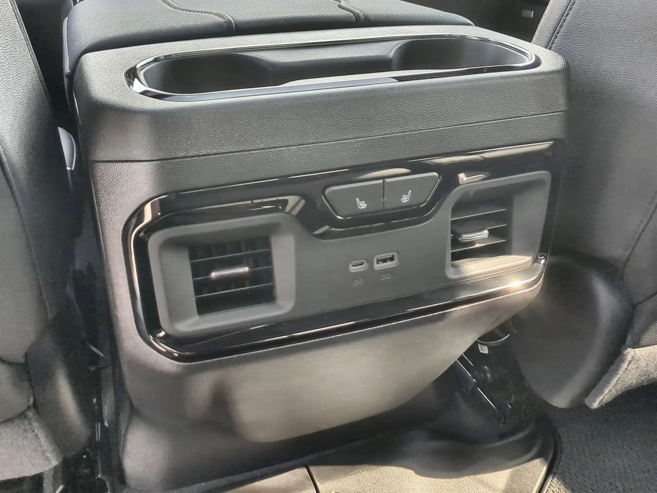 New 2026 Onyx Black GMC AT4 image 22