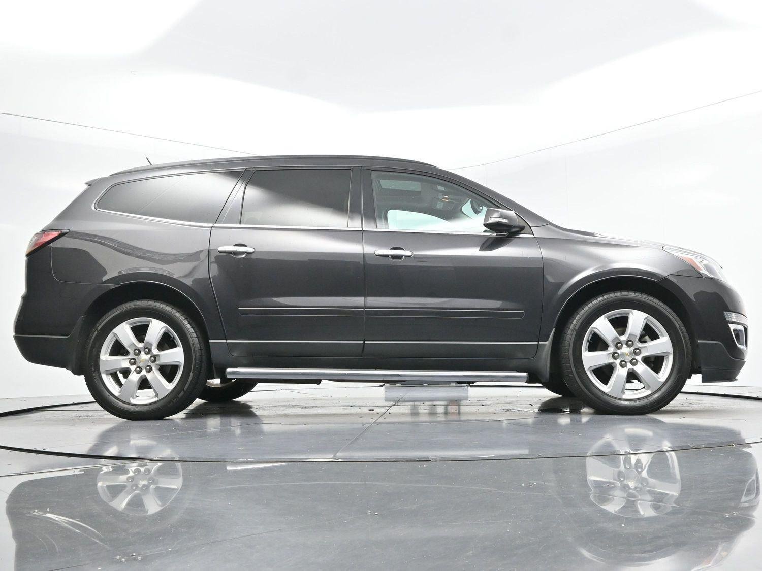 Used 2016 Tungsten Metallic Chevrolet LT image 50
