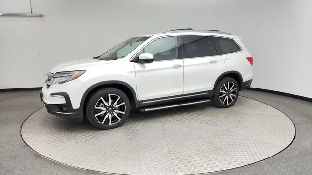 Used 2021 White Honda Touring image 6