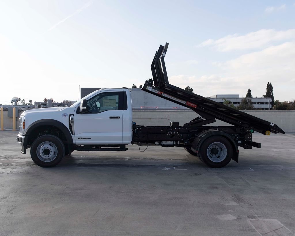 2025 Ford F-550 Super Duty Chassis Cab XL - Photo 29