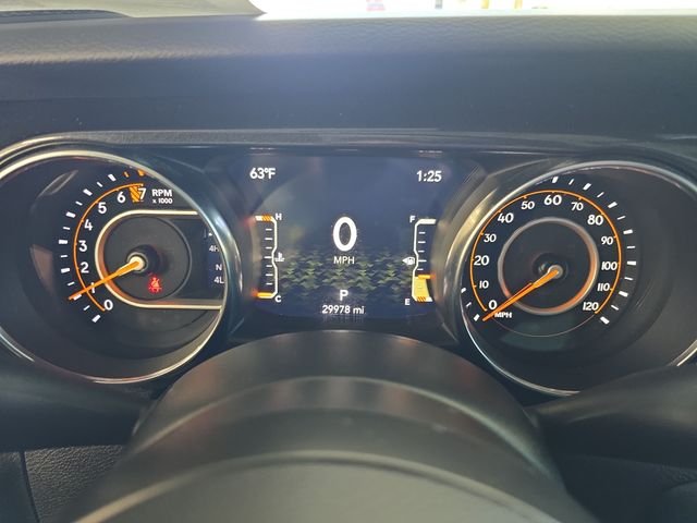 Used 2022 Green Jeep Sport image 17