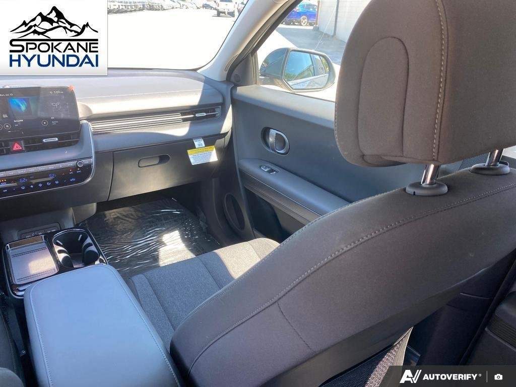 New 2026 Digital Teal Hyundai SE image 28