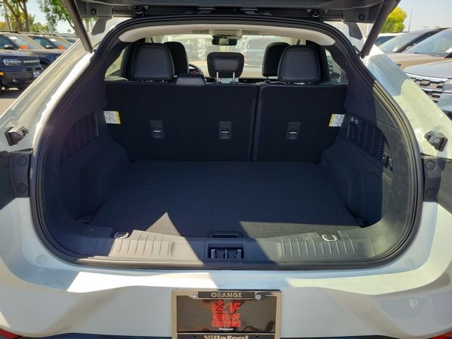 New 2026 Star White Metallic Tri-coat Ford Premium image 21