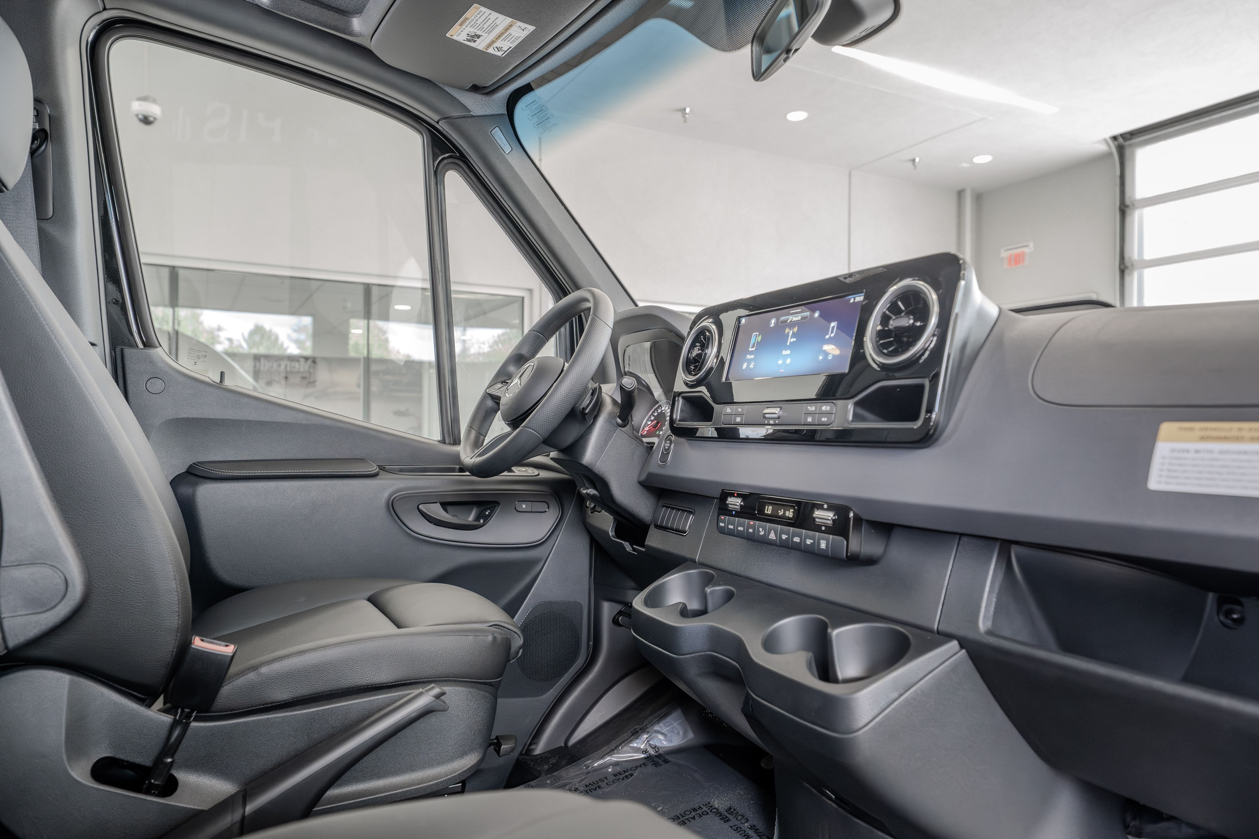 2025 Mercedes-Benz Sprinter Passenger Van Base - Photo 18
