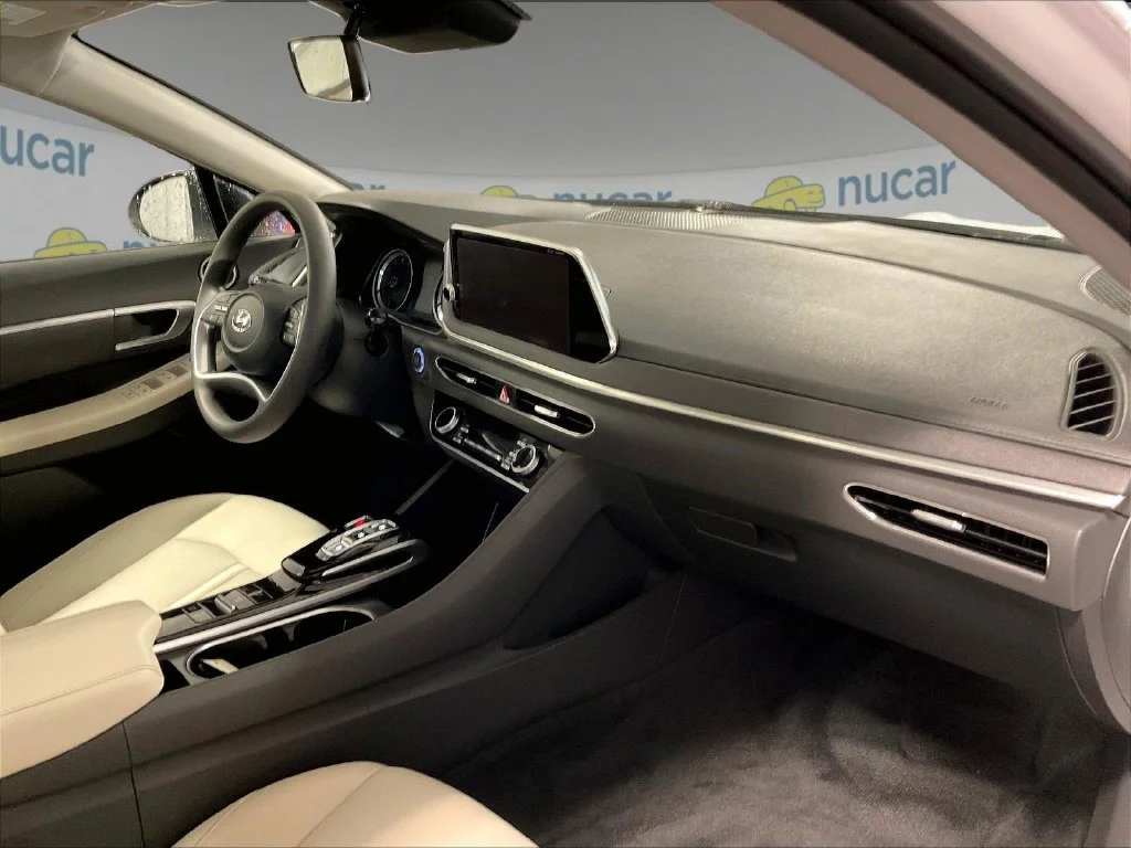 Certified Used 2023 White Hyundai SEL image 14