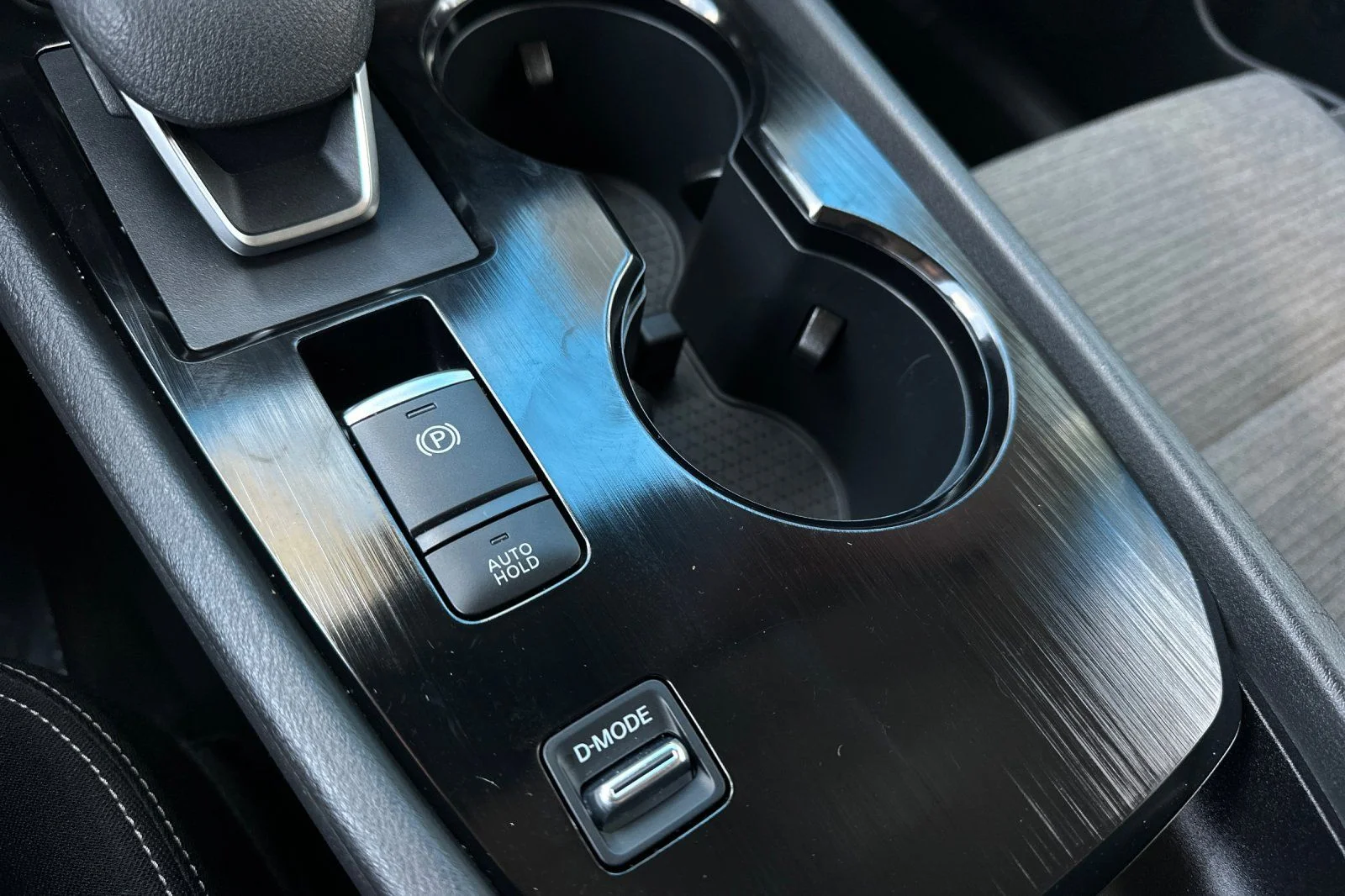 2023 Nissan Rogue SV - Photo 40