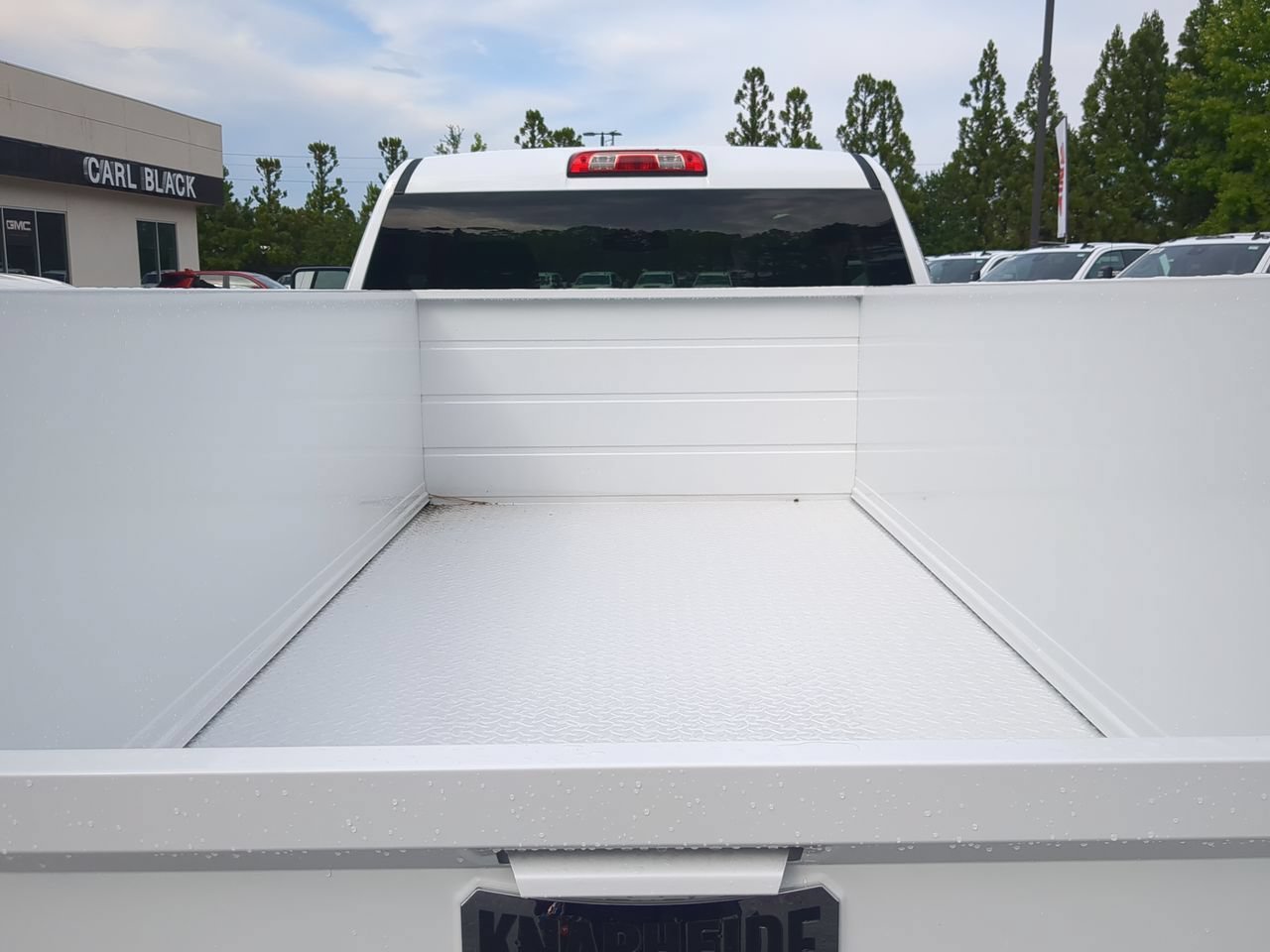 New 2026 Summit White GMC Pro image 23