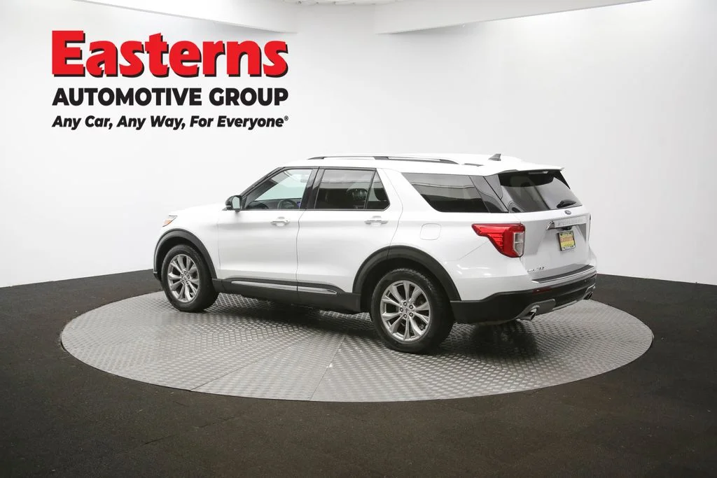 Used 2023 White Ford Limited image 64