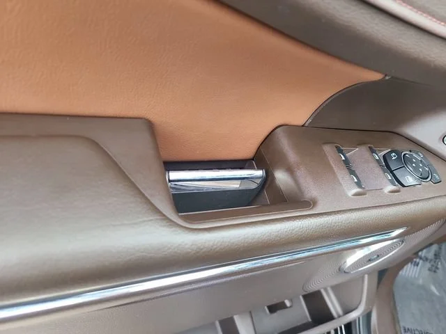 Used 2022  Ford King Ranch image 16
