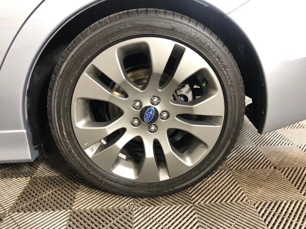 Used 2015 Silver Subaru 2.0i Sport Limited image 26