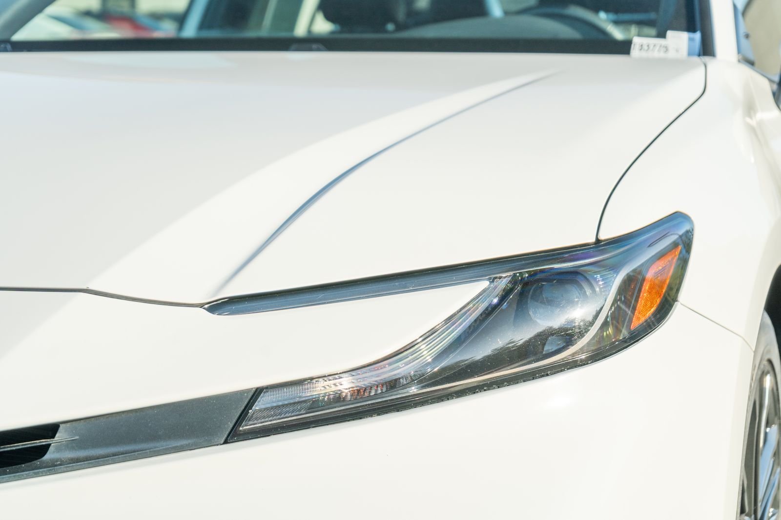Used 2025 Ice Toyota SE image 17