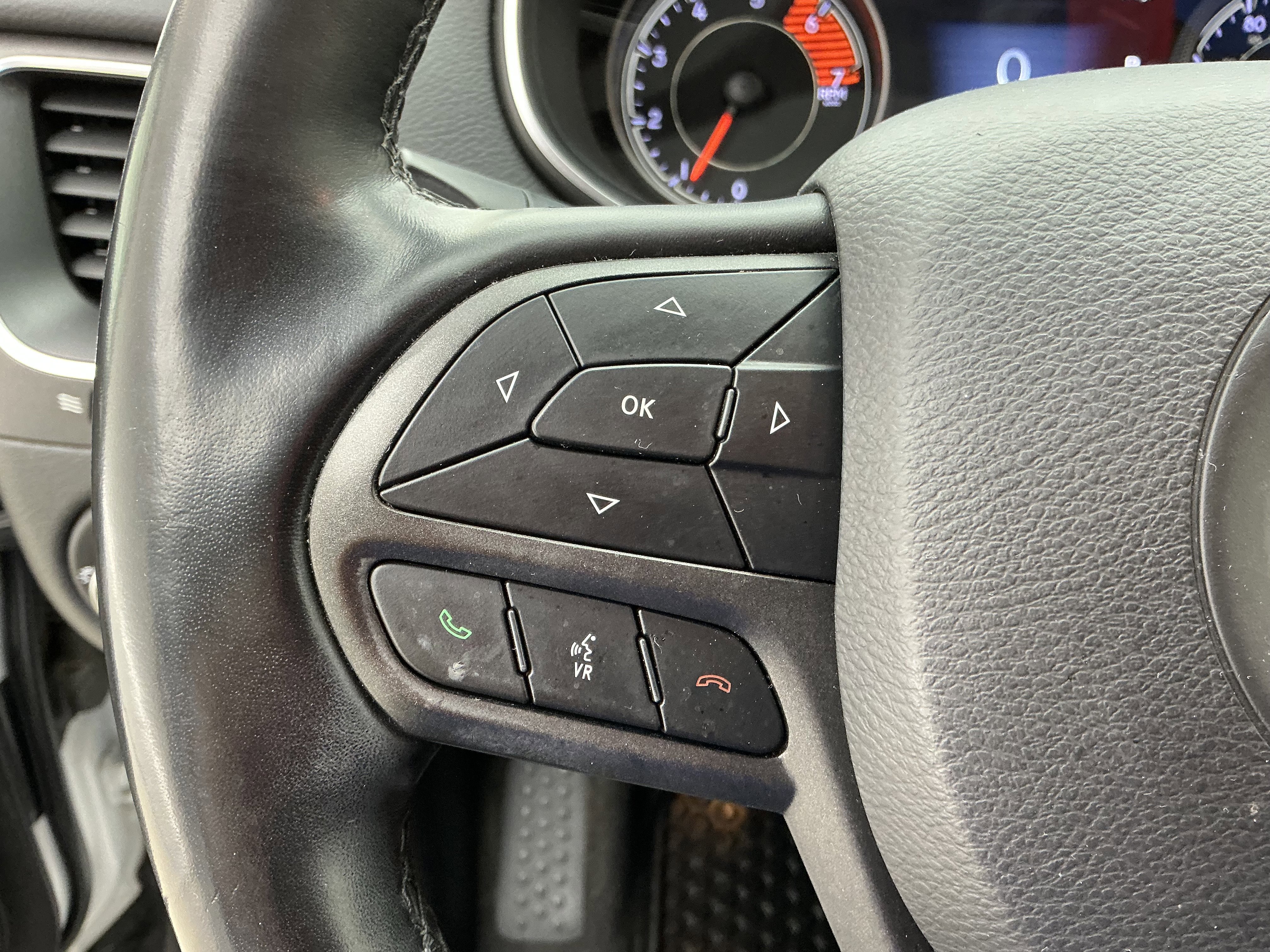 Used 2020 Bright White Clearcoat Jeep Trailhawk image 9