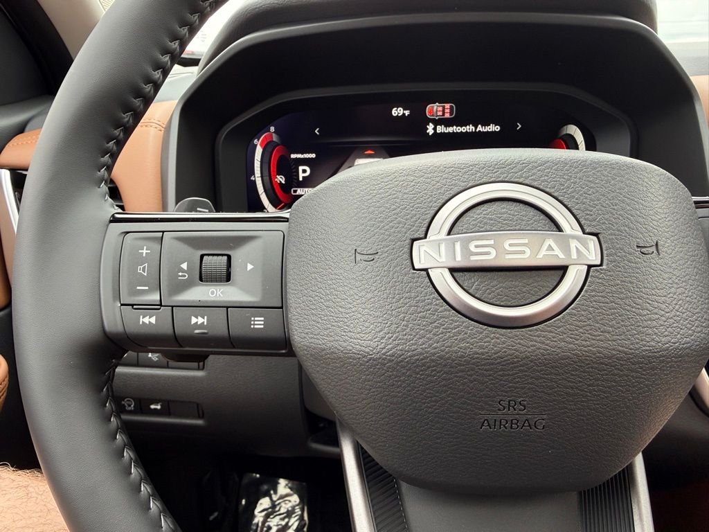 New 2026 Everest White Pearl TriCoat Nissan Platinum image 25