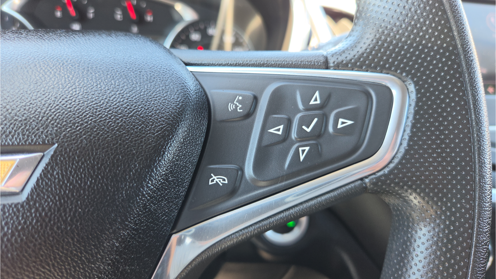 Used 2020 White Chevrolet LT image 60