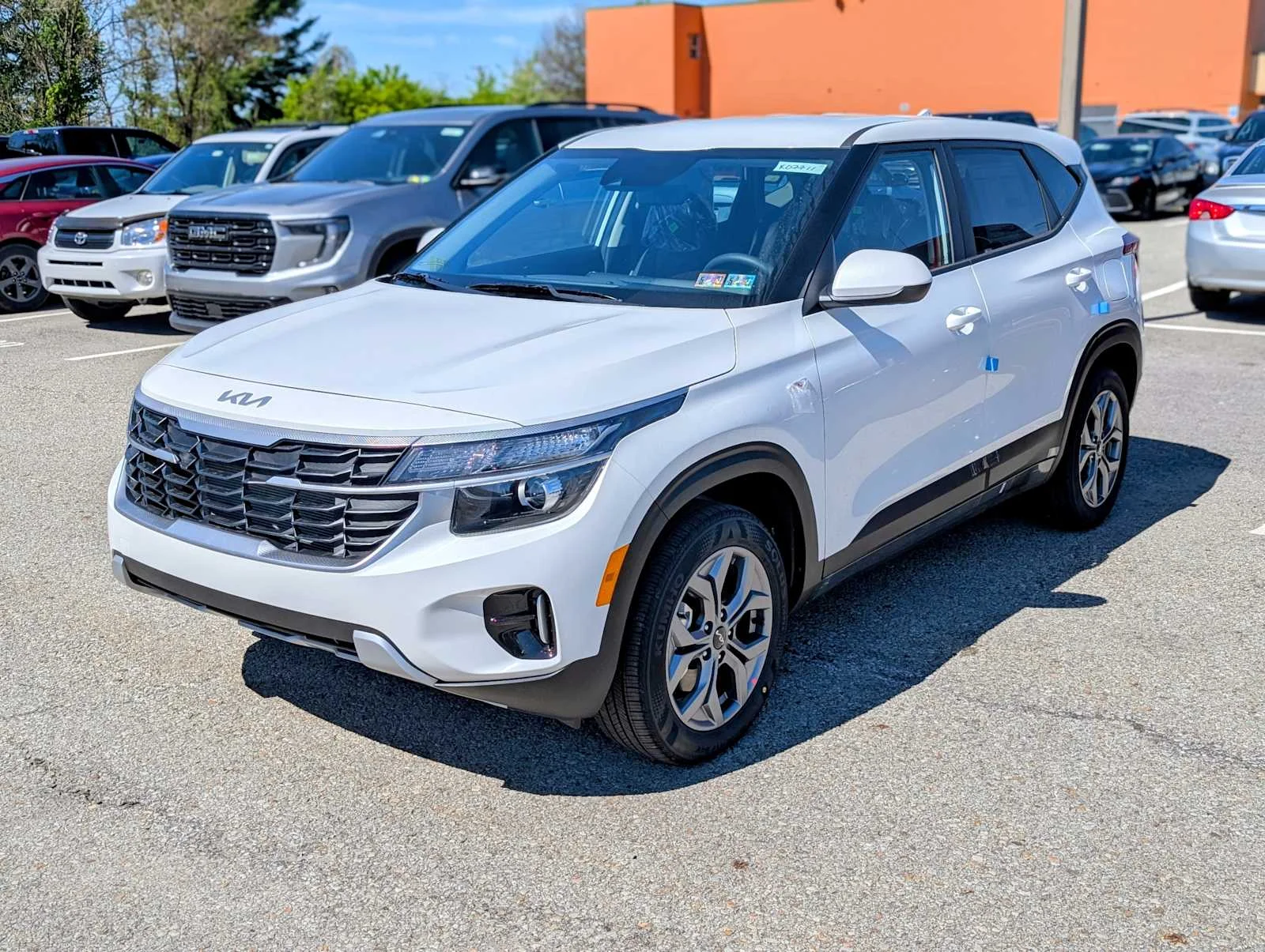 2026 Kia Seltos 2.0 LX AWD's photo