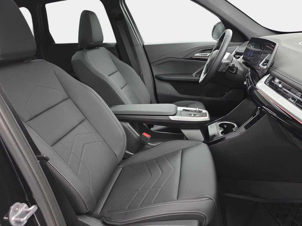 New 2026 Black Sapphire Metallic BMW xDrive28i image 9