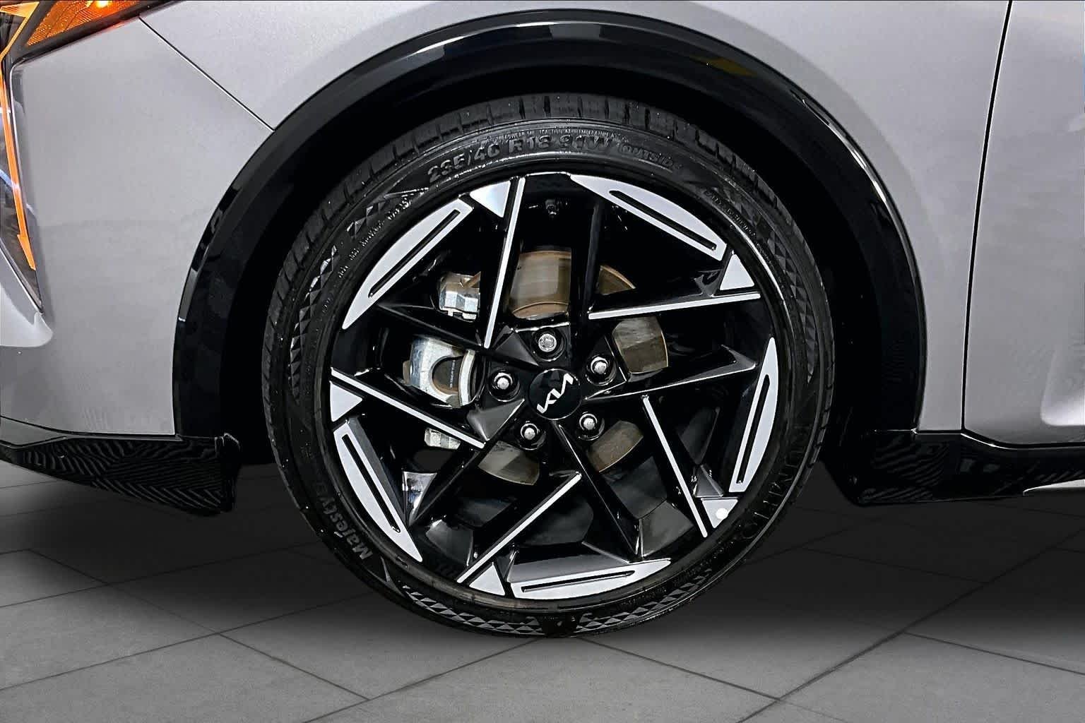 Used 2025 Steel Gray Kia GT-Line image 11