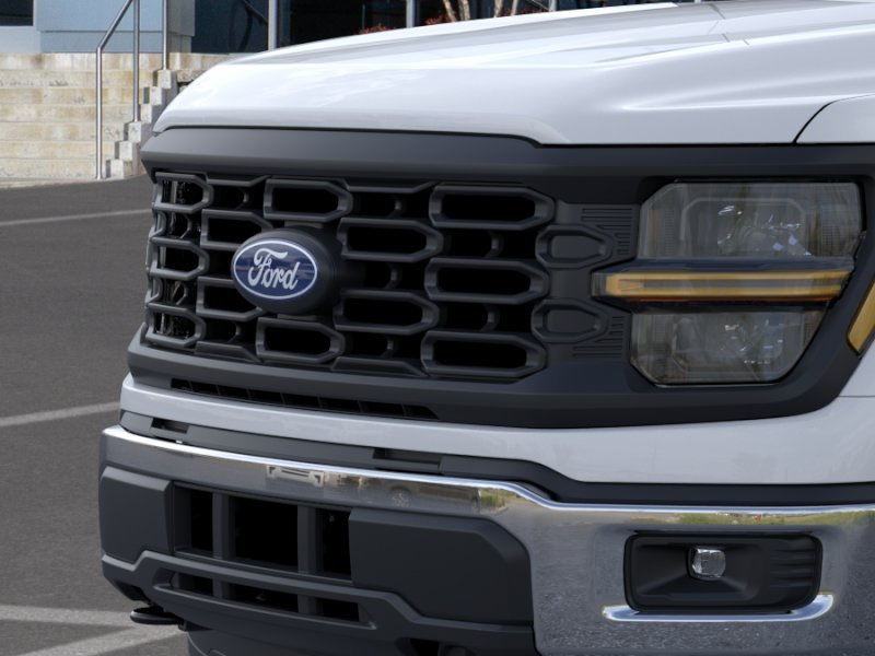 New 2026 Oxford White Ford XL image 39