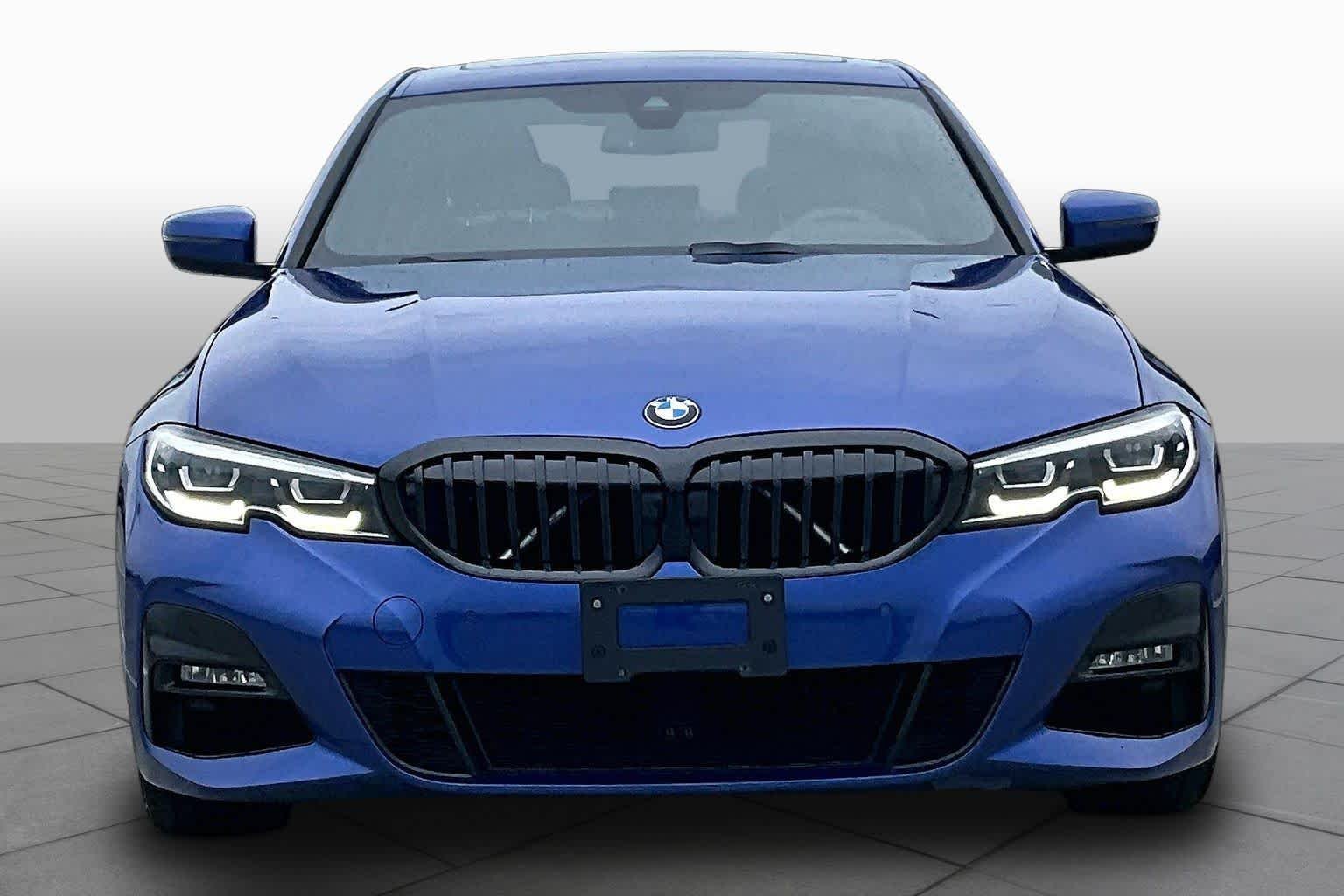 Used 2020 Portimao Blue Metallic BMW 330i image 3